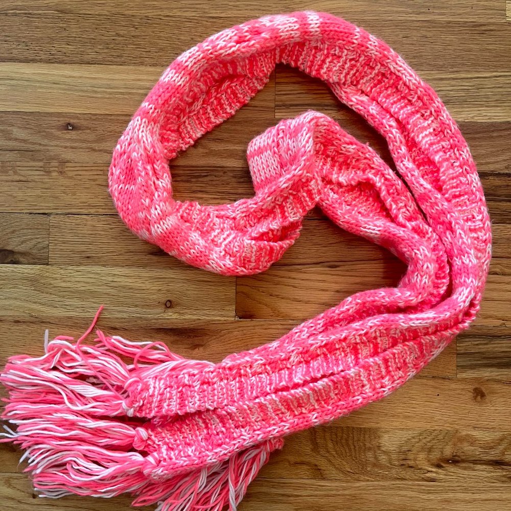 Women's Cable Knit Winter Unno Scarf with Fringe